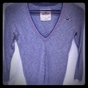Heather gray Hollister sweater